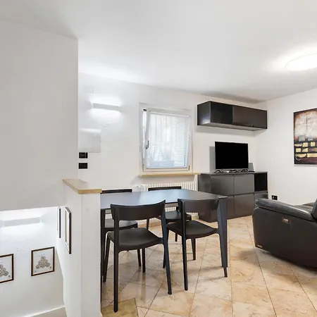 Дом отдыха Casa Lara E Gaia - Centro Аоста